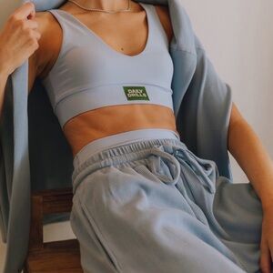 Daily Drills workout set in color mist